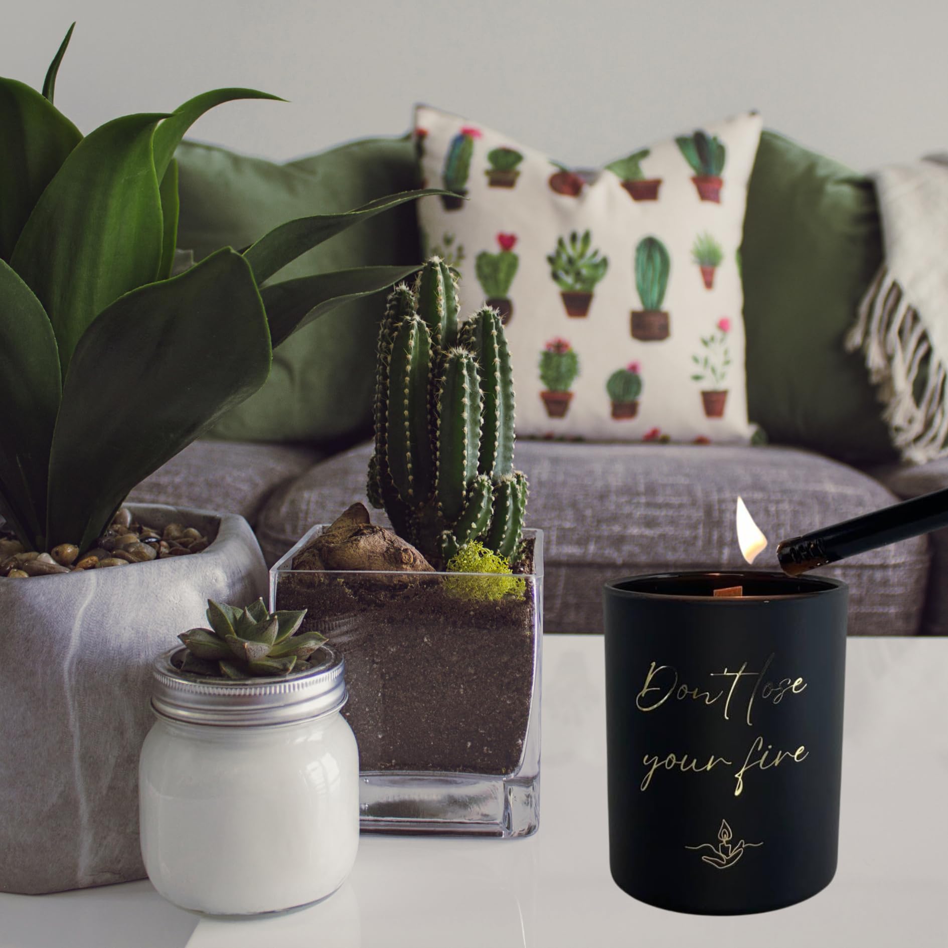 100% Natural Soy Wax Candle, Valentines Day Gifts for Women & Men, Candles for Home Lomilla